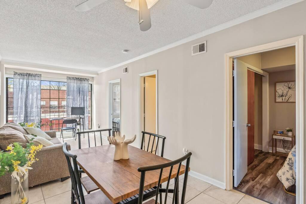 Downtown Columbia Apartment Exterior photo